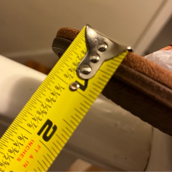 NIB vionic sandals - Picture 12 of 13